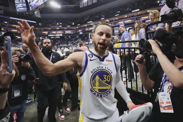 庫(kù)里是否改變了NBA的格局？