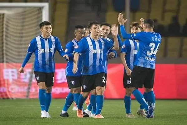 足球中什么是升班馬球隊？