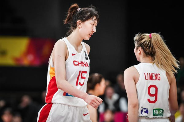 中國(guó)女籃韓旭&李夢(mèng)
